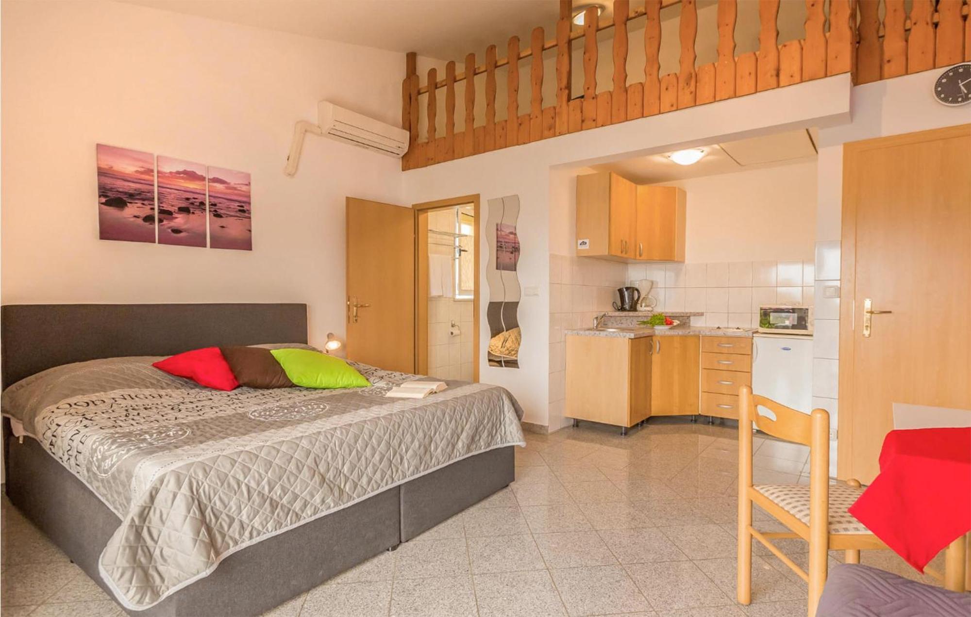 In With Kitchen Appartamento Pola